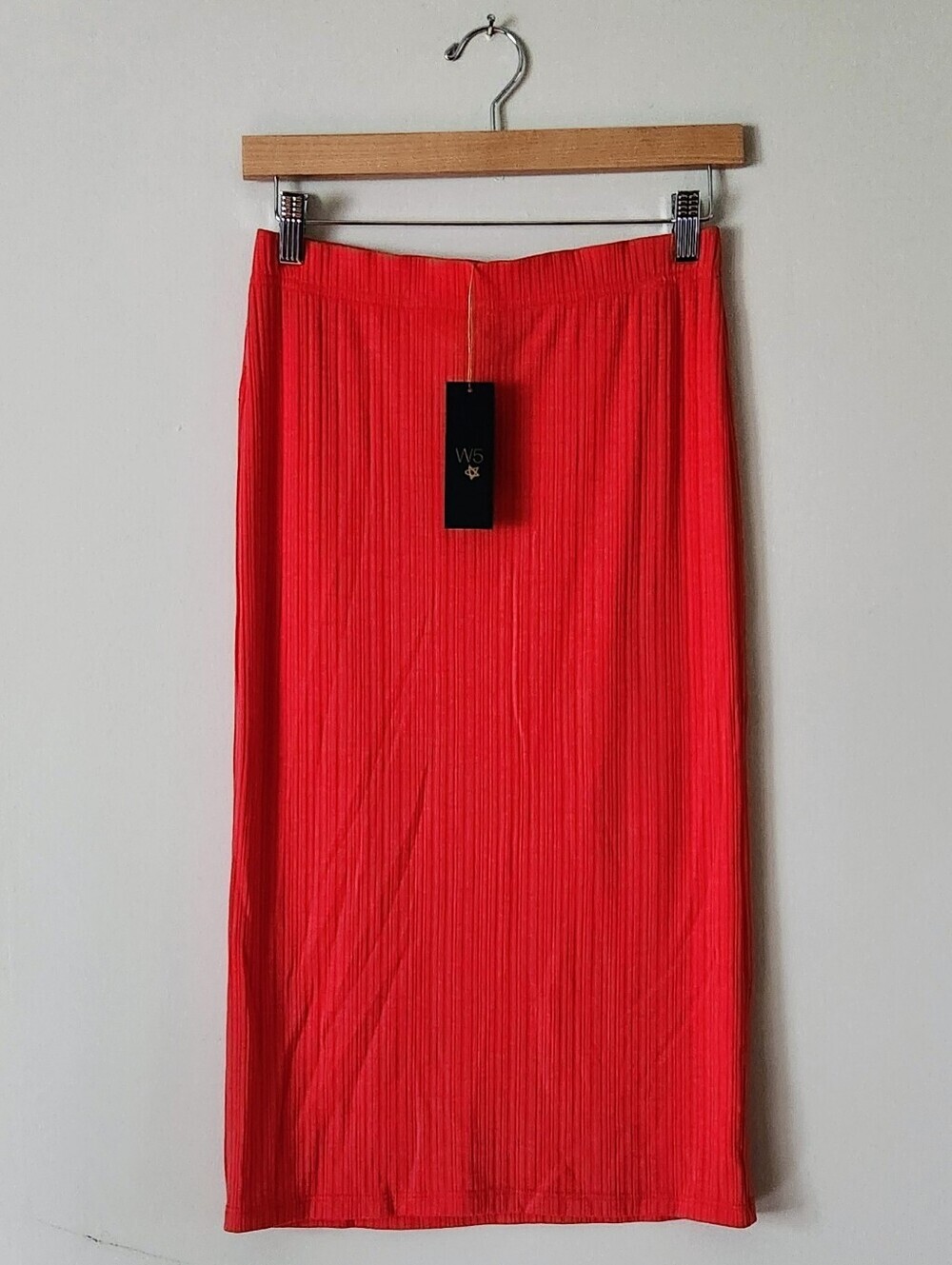 W5 Anthropologie Red Ribbed Midi Skirt Sz S
